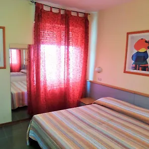 Hotel Lucerna, Taggia